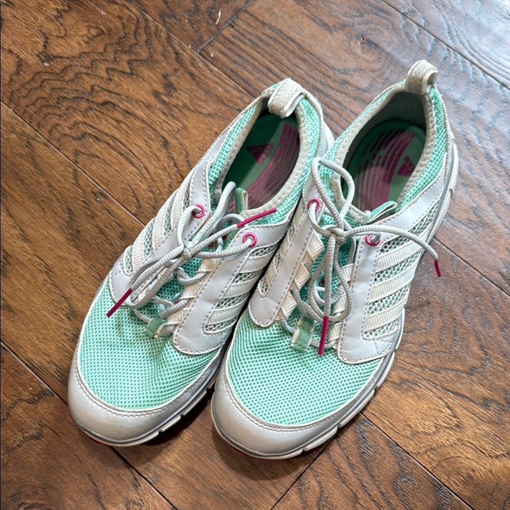 Adidas Green and White Golf Athletic Shoes Low-Top Fabric size 6.5